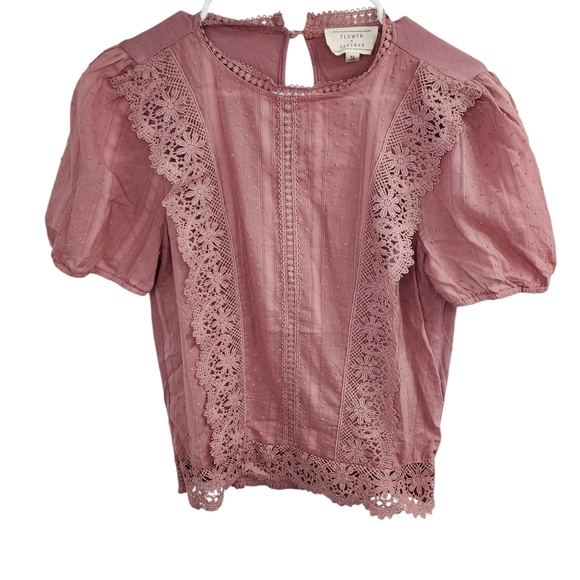 flower and feather Tops - Flower and Feather blush pink blouse size Medium